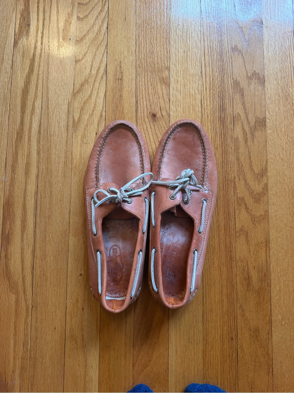 Sperry Topsiders - Picture 2 of 4